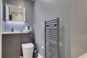 Bedroom One En-Suite- click for photo gallery